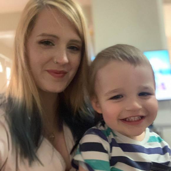 Meet your Posher, Jessica - Picture 1 of 1